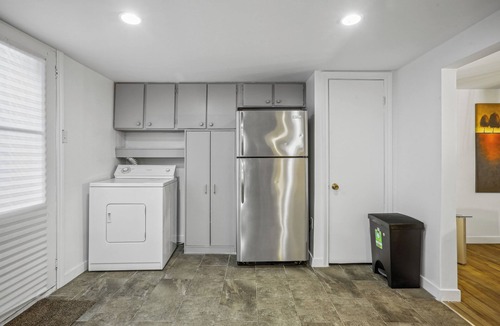 Mascouche Apartment | SS apartment with whirlpool bath - citq 318125