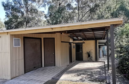 St Andrews Cottage | St Andrews Bush Muddy