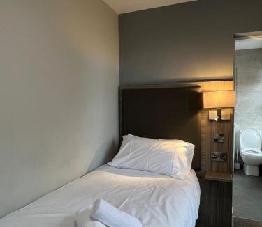 Droitwich Hotel | St Andrews Town Hotel