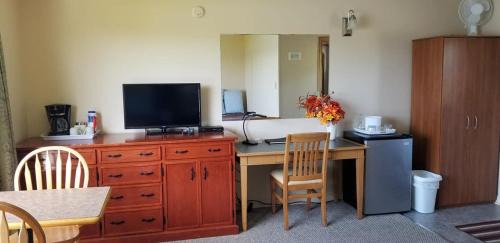 Saint Anns Hotel | St Ann's Motel & Cottage