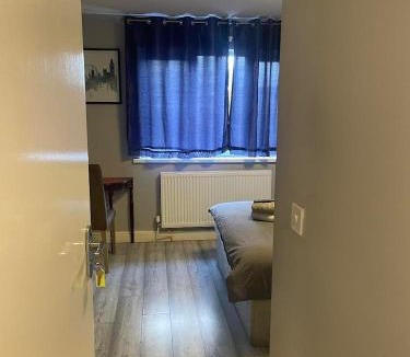 Woolwich Common House | St Anthony Budget Double Rooms