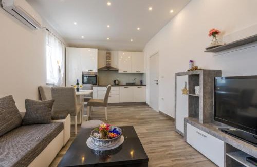 Skatari Apartment | ST&AR apartman