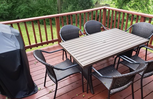 St. Charles House | 😉St. Charles Central Oasis-Large