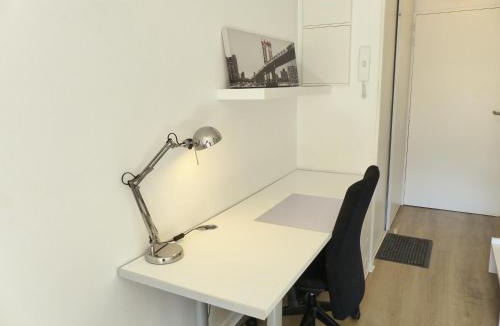 Waldeck-Sully Apartment | ST Clement Studio centre-ville avec parking