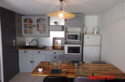 Saint-Cyprien Plage Ski Chalet | St Cyprien charming haven near the beach