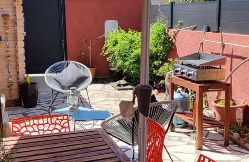 Saint-Cyprien Plage Ski Chalet | St Cyprien House near the port with large terrace