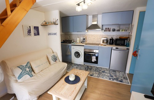Saint-Cyprien Plage Ski Chalet | St Cyprien Plage pretty house near the beach