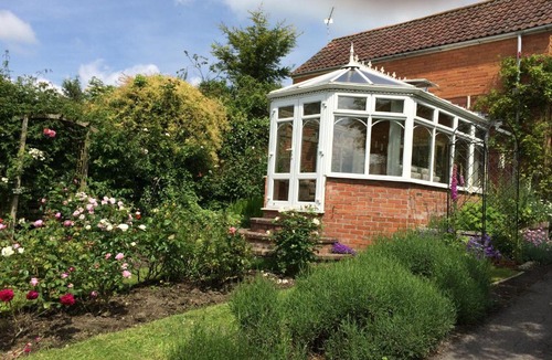 Glastonbury House | St Edmunds Cottage