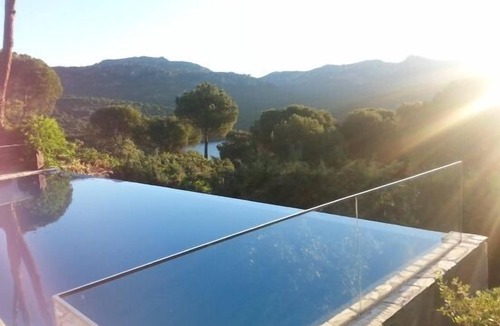 San Martin de Valdeiglesias Cottage | Story House for 8 people