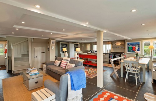 Treator Villa | St Eval School House