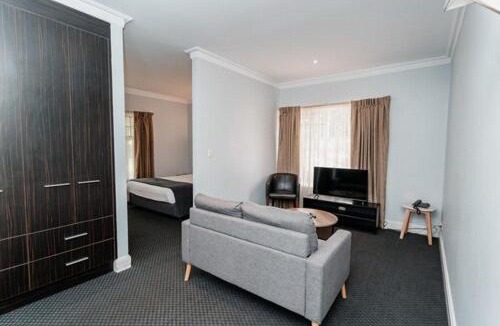 Old Reynella Hotel | St Francis Winery