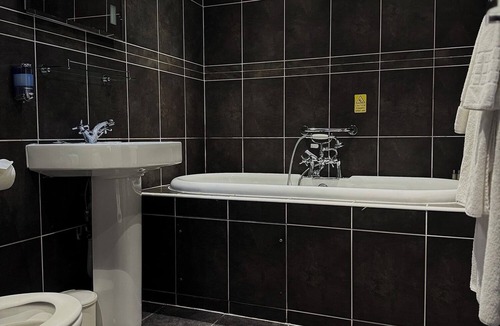 Chatham Hotel | St George Hotel Rochester - Chatham