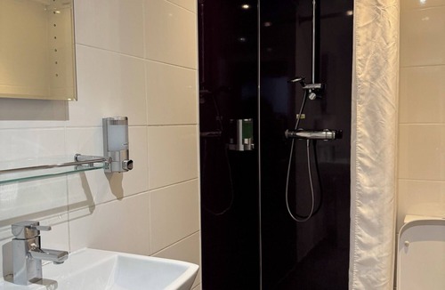 Chatham Hotel | St George Hotel Rochester - Chatham