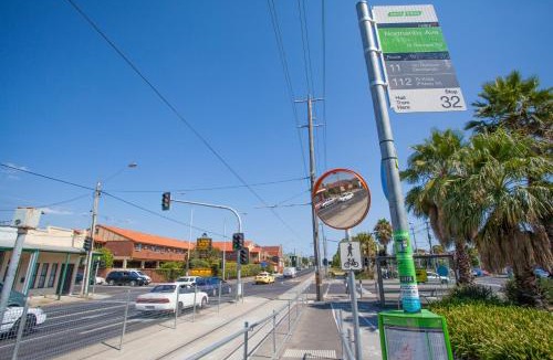 Thornbury Hotel | St Georges Motor Inn