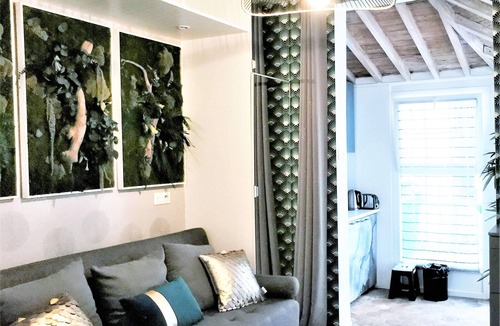 Quartier des Invalides Apartment | St-Germain – Eiffel – Louvre | Elegant & Charming