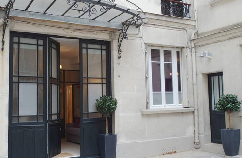 6th Arrondissement Apartment | St Germain Elegant - 2 bedrooms apartment