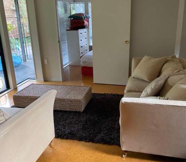 St. Heliers House | St Heliers homestay