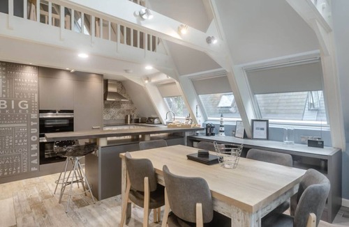 Praze-An-Beeble Cabin | St Ives Studio Spa, Praze-An-Beeble