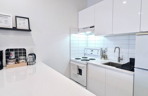 La Cite-Limoilou Apartment | St Jo' Studio : Fully equipped St Roch District