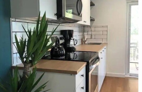 St. Johns Bed & Breakfast | St. John’s/cathedral park getaway