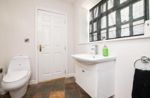 Lichfield House | St John's Cottage