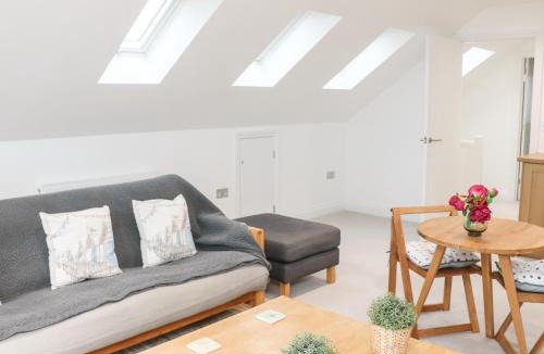 Dawlish House | St Julien