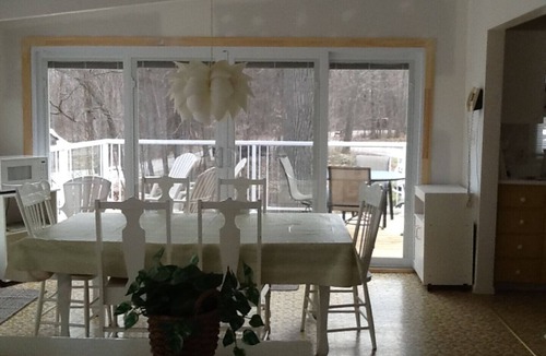 Addison Cottage | St. Lawrence Cottage - Elizabethtown, Ontario