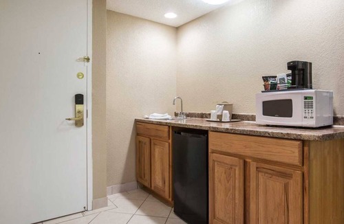 Massena Hotel | St. Lawrence Hotel