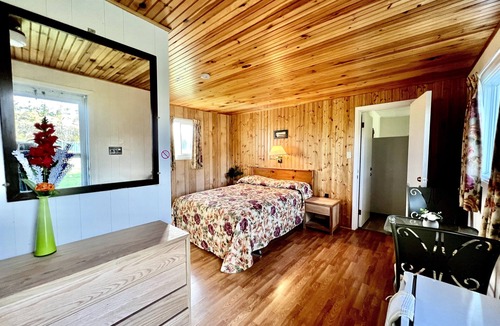 North Rustico Hotel | St Lawrence Motel