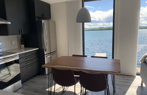Martintown Apartment | St. Lawrence River Retreat