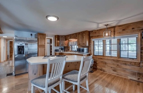 Brier Hill Cottage | St. Lawrence River Modern Log Home