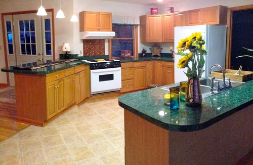 Hammond Cottage | St. Lawrence Waterfront Cottage Blind Bay