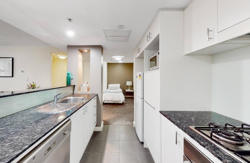 St. Leonards Apartment | St Leonards - ATCH9 - Atchison Street - Relaxed Central Apartment with Study, Gym Secure Parking