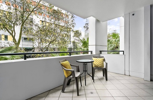 St. Leonards Apartment | St Leonards- HERB8 - Herbert Street - Modern 1BR with Balcony, Parking Pool in St Leonards