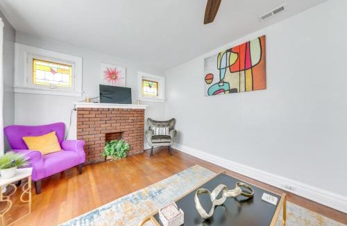 Beverly Hills Apartment | St Louis Vacation Rental ~ 10 Mi to Downtown!