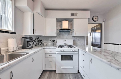 Bel-Nor House | St Louis Vacation Rental 4 Mi to Airport!