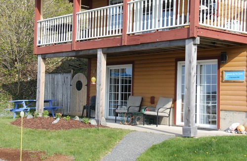 Bay View Apartment | St. Martins Sea Caves · Oceanfront Retreat