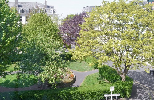 South Cliff Cottage | St Martins Square Apartment 2