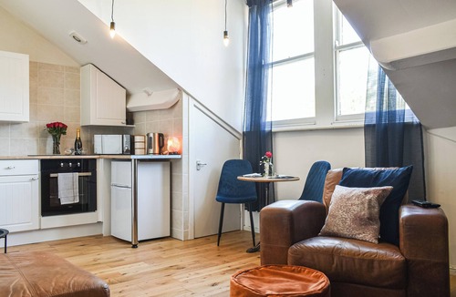 South Cliff Cottage | St Martins Square Apartment 3