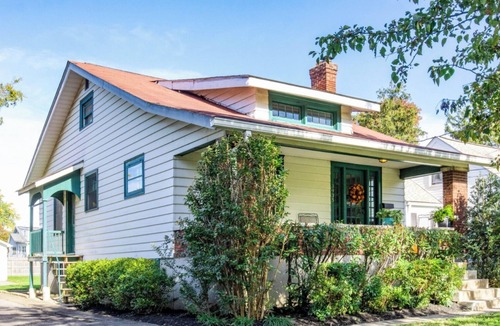 St. Matthews House | St. Matthew’s - Walk to Shops & Restaurants