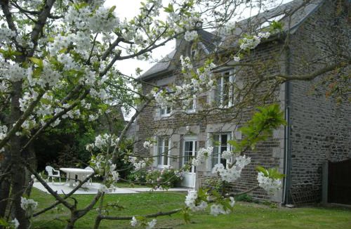 Vains House | St Michel