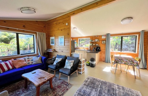 Saint Omer House | St Omer Hideaway: Love At First Sight