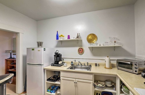 Bisbee Apartment | 'St Patrick' Apartment in the Heart of Bisbee