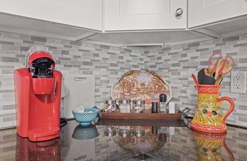 North End House | St. Paul Family Getaway: 3BR House with Backyard