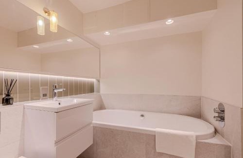 The City of London Apartment | St Paul's I Your Apartment