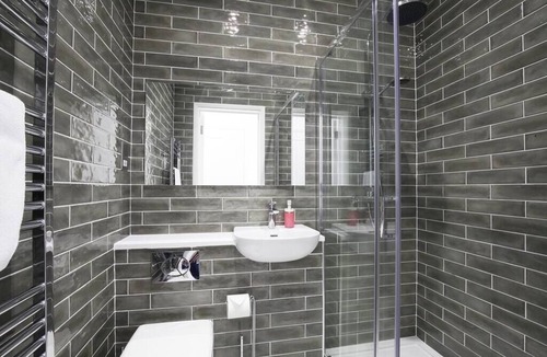 Saint Paul's Apartment | St Paul’s Suites - Apartment 3