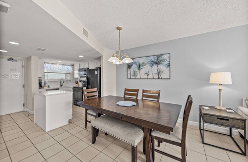 Belle Vista Condo | St Pete Beach 2BR | Beachfront Pool + Jacuzzi