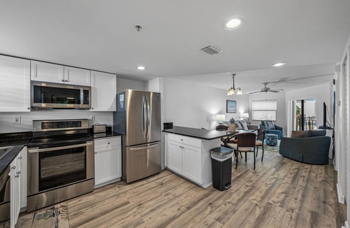 Belle Vista Condo | St Pete Beach Escape | Private Beach Access