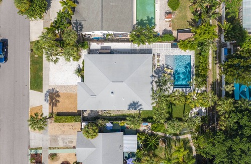 Belle Vista House | St. Pete Beach Pool Home - Quick Walk to Beach & Sunset! Min stay is 30 days