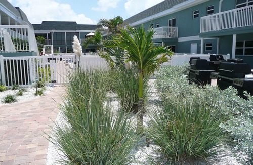 Belle Vista Condo | St. Pete Beach - Walk Out To The Sand - Kitchen Pool Wifi & Laundry